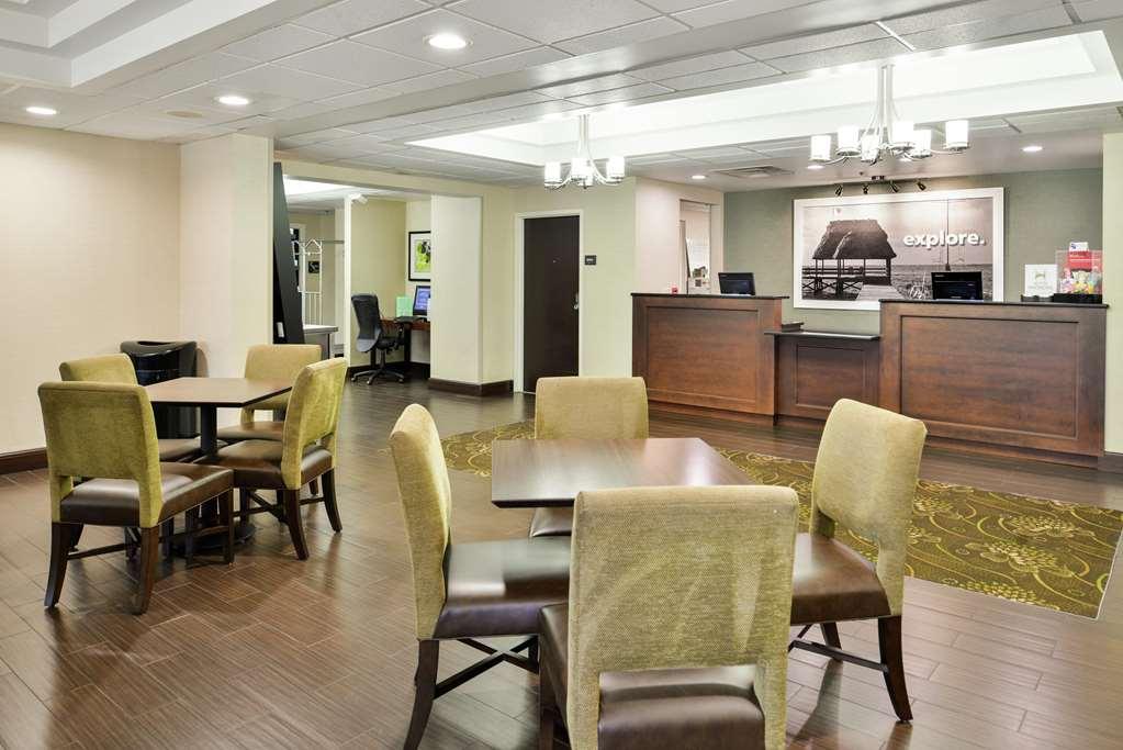 Hampton Inn Daytona/Ormond Beach Restaurant photo