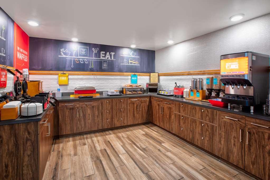 Hampton Inn Daytona/Ormond Beach Restaurant photo